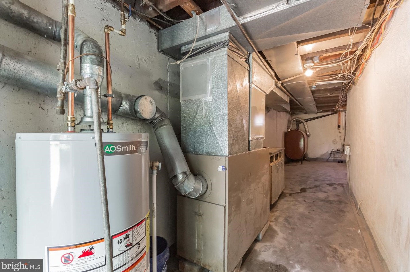 437 21 St, Chester PA 19013-5513 exterior