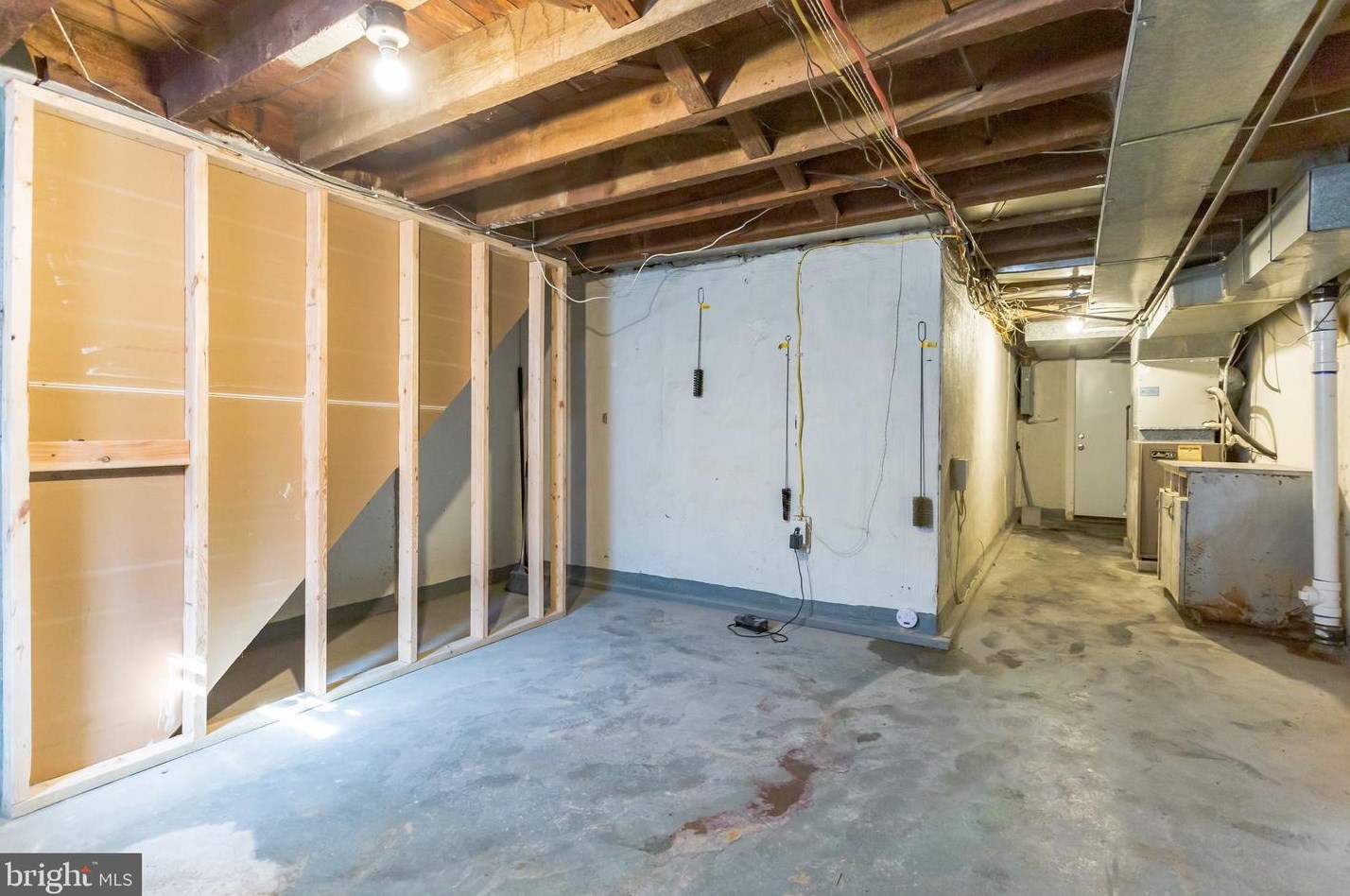 437 21 St, Chester PA 19013-5513 exterior