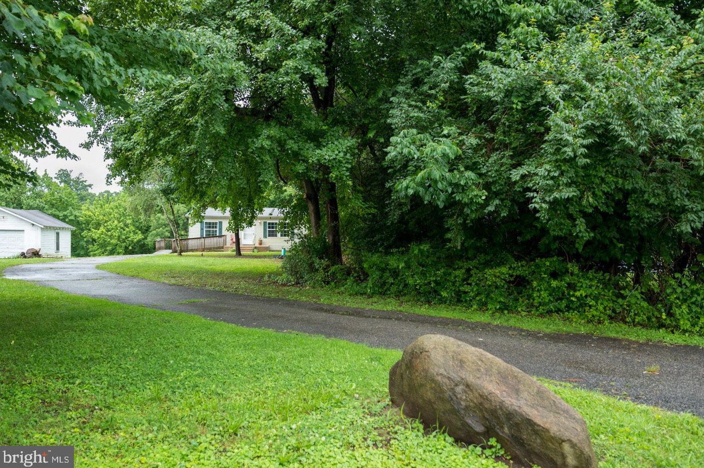 3540 Naamans Creek Rd, Boothwyn, PA 19061
