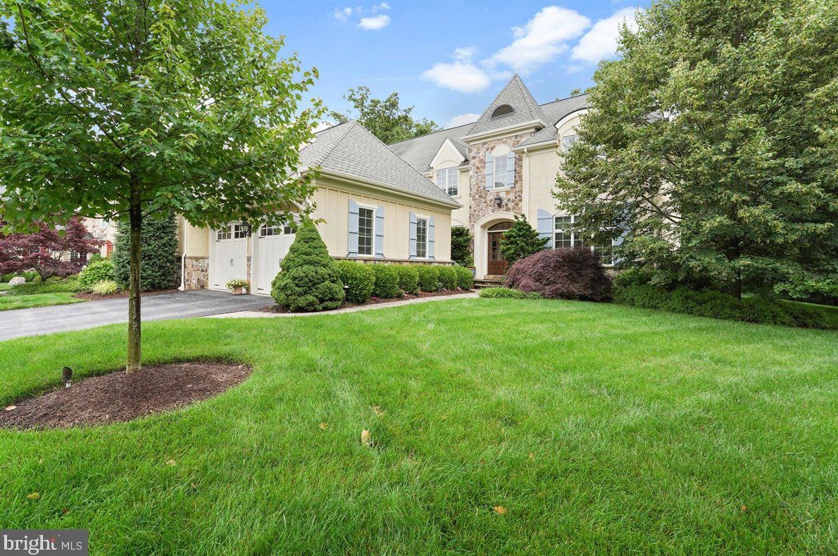 238 Valley Ridge Rd, Haverford, PA 19041