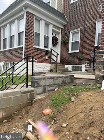 48 Barker Ave, Sharon Hill, PA 19079-1916