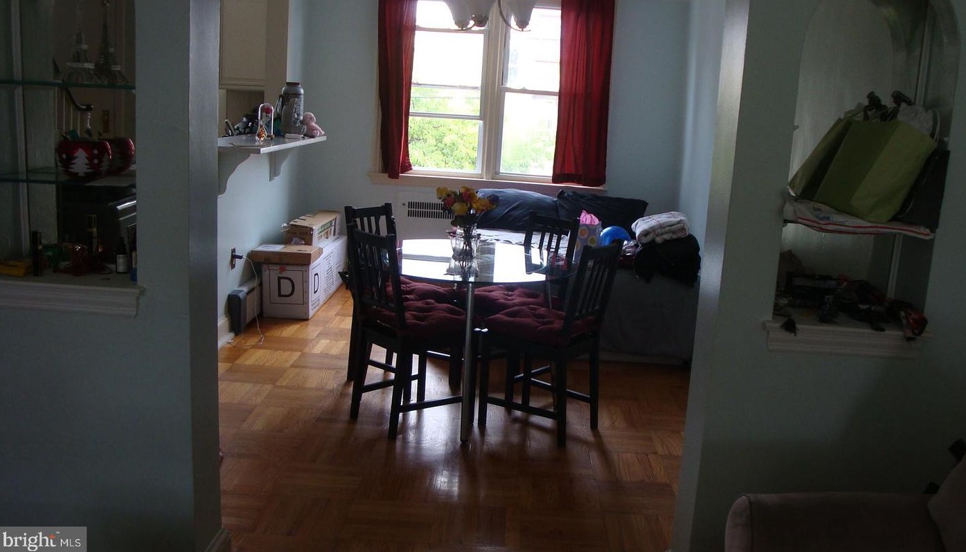 229 Cedar Ln, Upper Darby PA  19082-1321 exterior