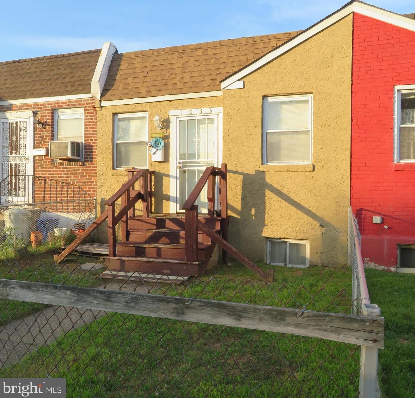 1033 Burnside Rd, Sharon Hill, PA 19079