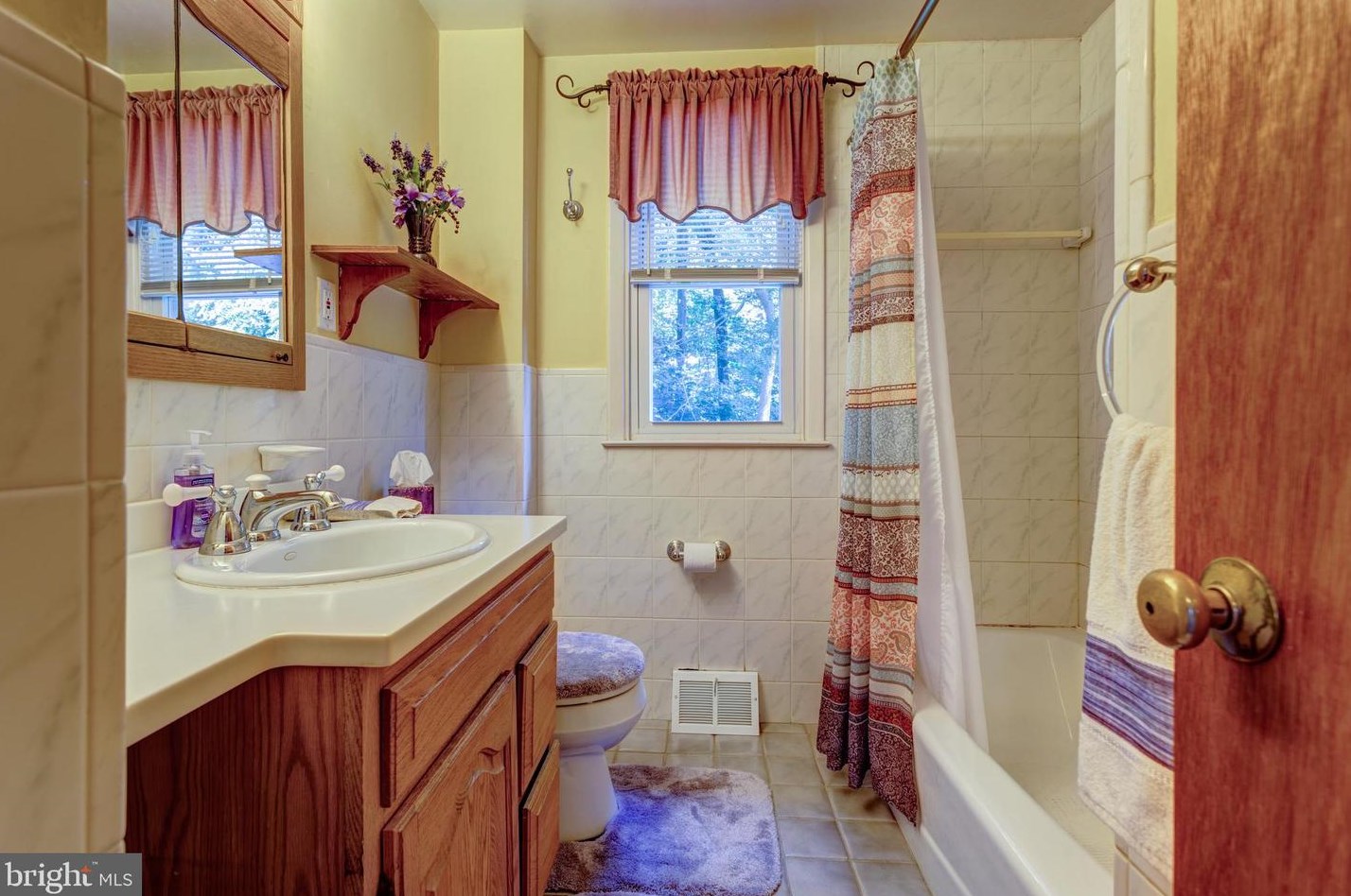 430 Gdn Ln, Chester PA exterior