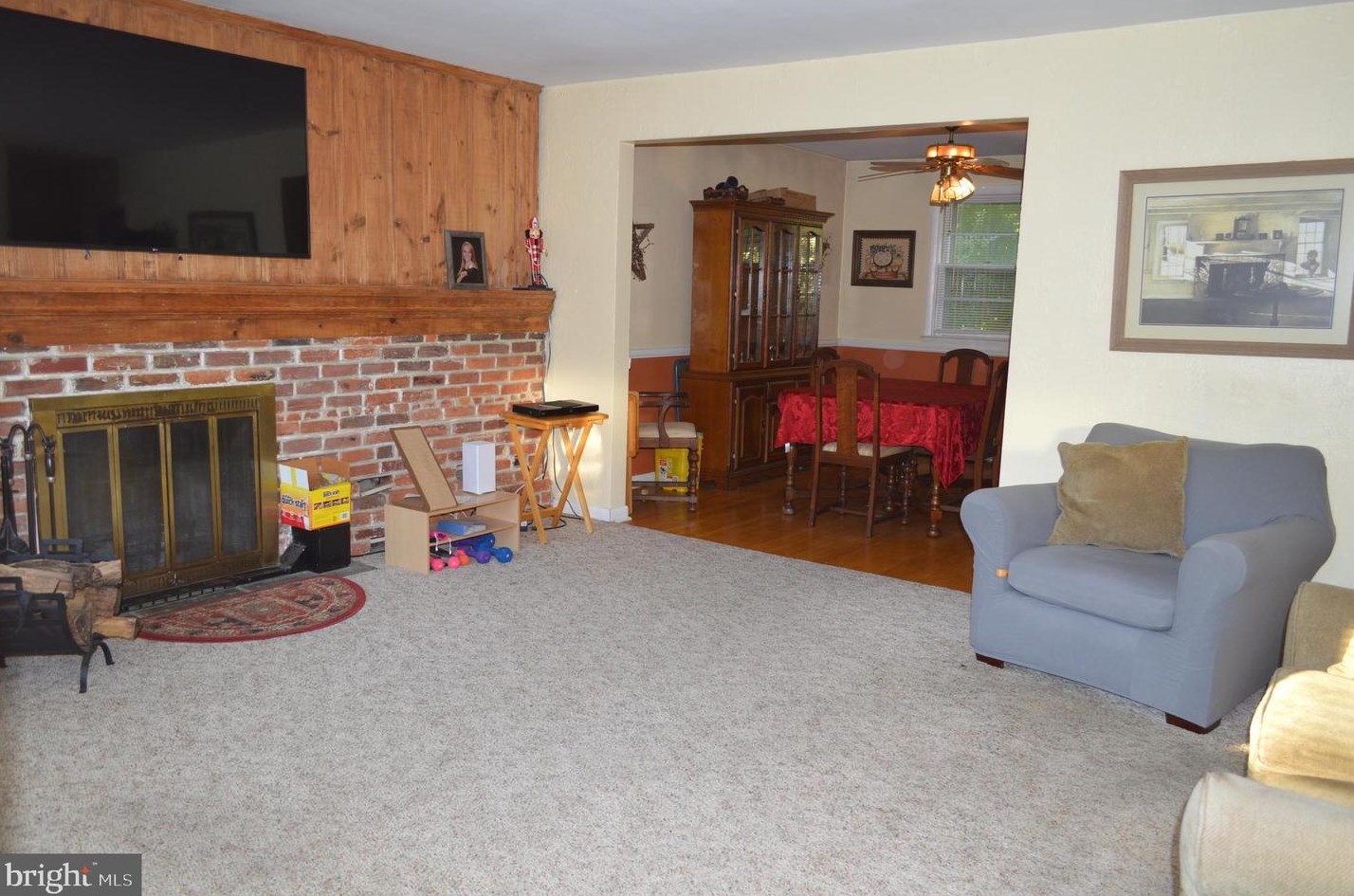 4945 Grant Dr, Chester, PA 19015-1113