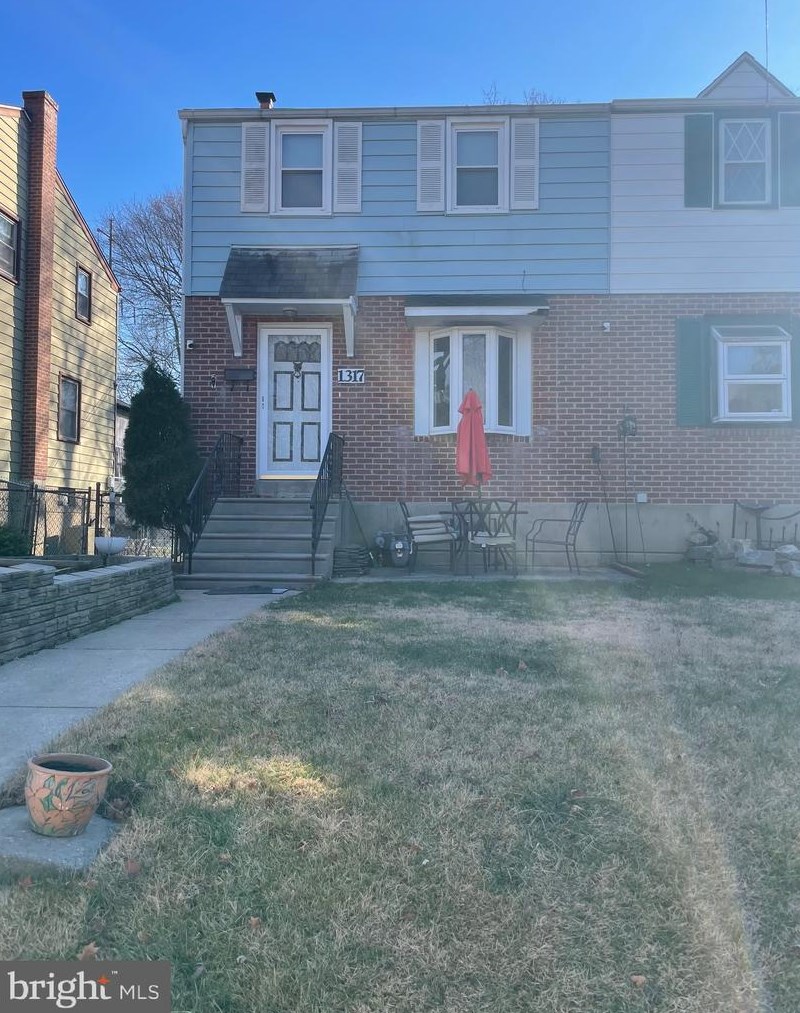 1317 Woodland Ave, Sharon Hill, PA 19079