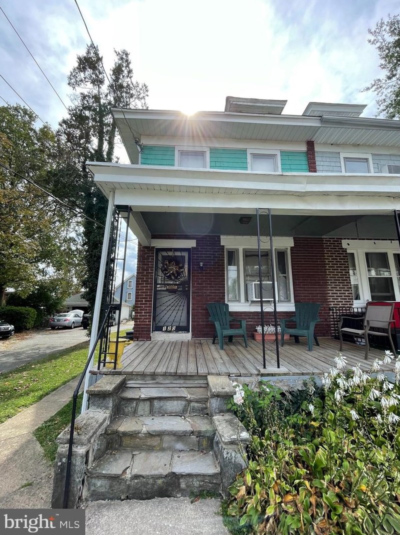 120 Cherry St, Sharon Hill, PA 19079-1306