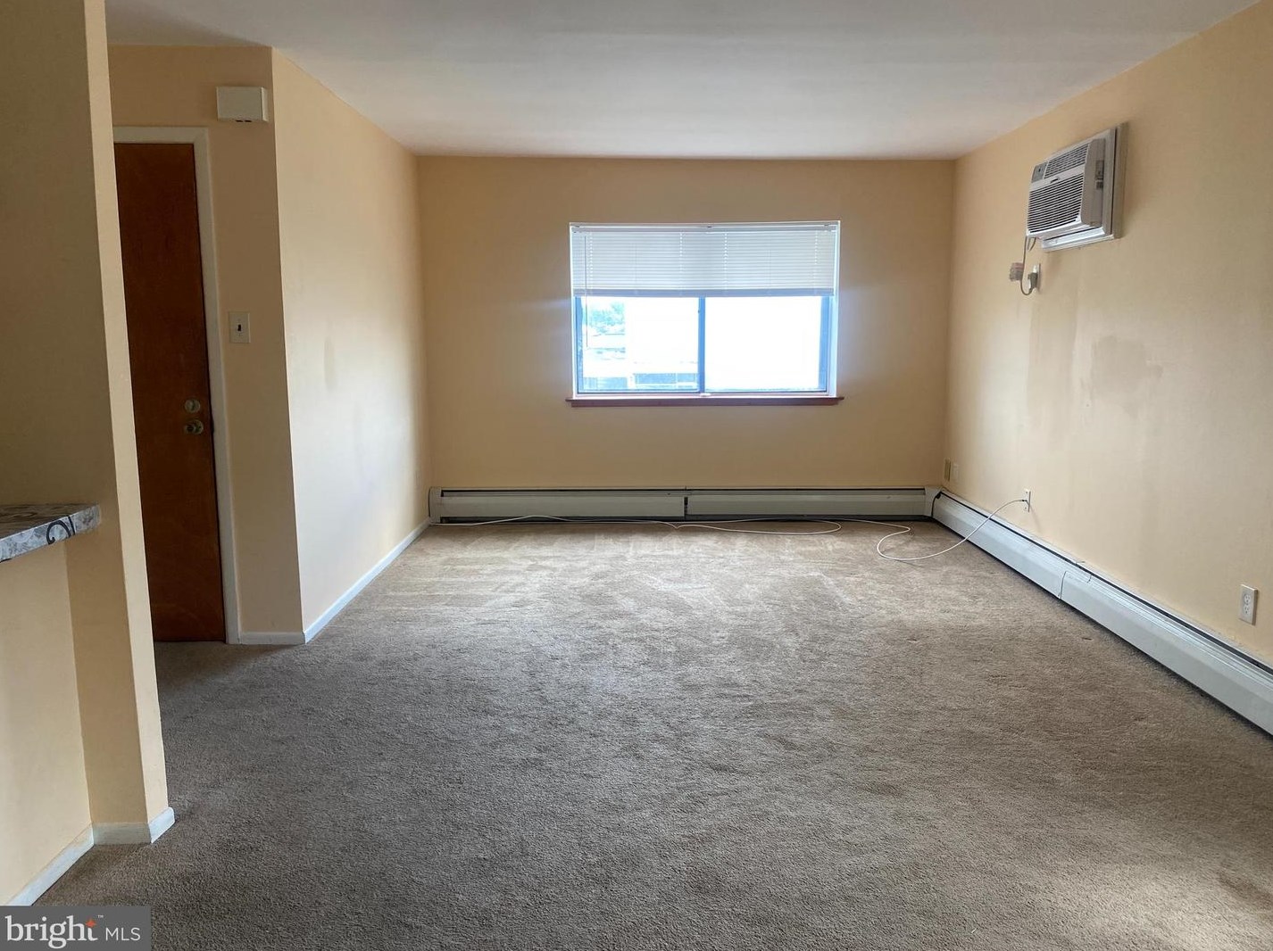 219 Glenside Ave #b, Holmes, PA 19043