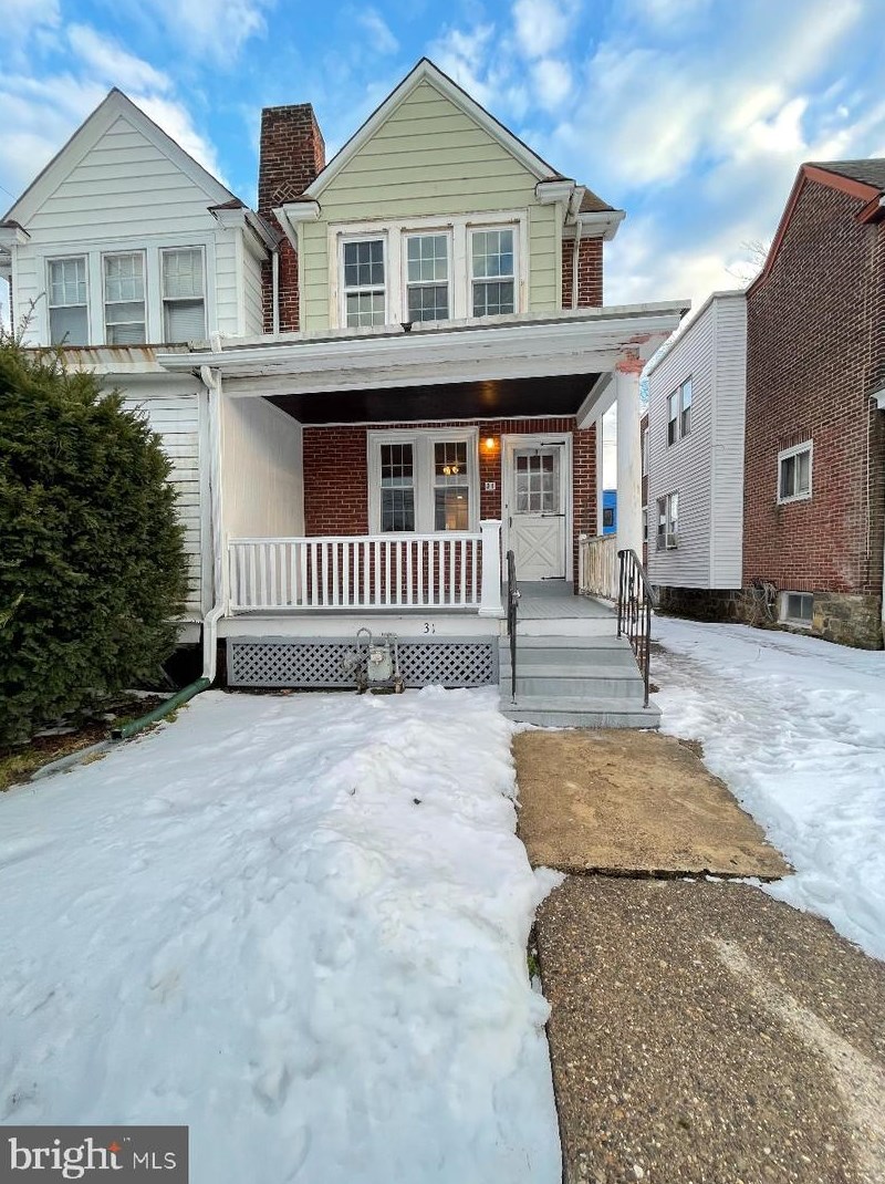 31 E 15th St, Chester, PA 19013