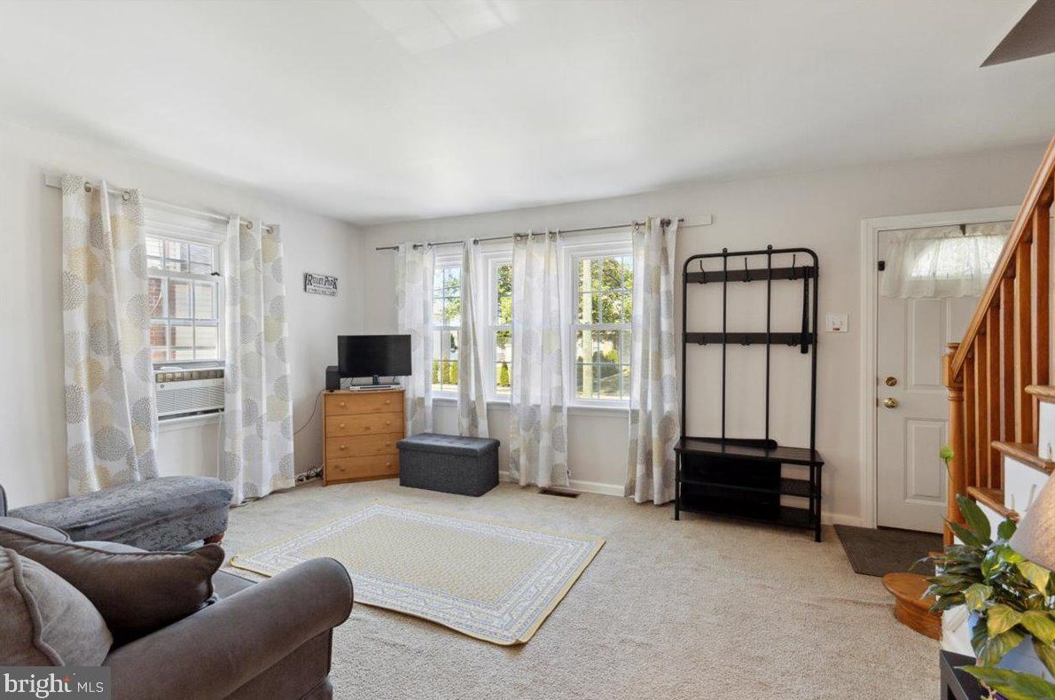 508 Thayer St, Ridley Park, PA 19078-3414