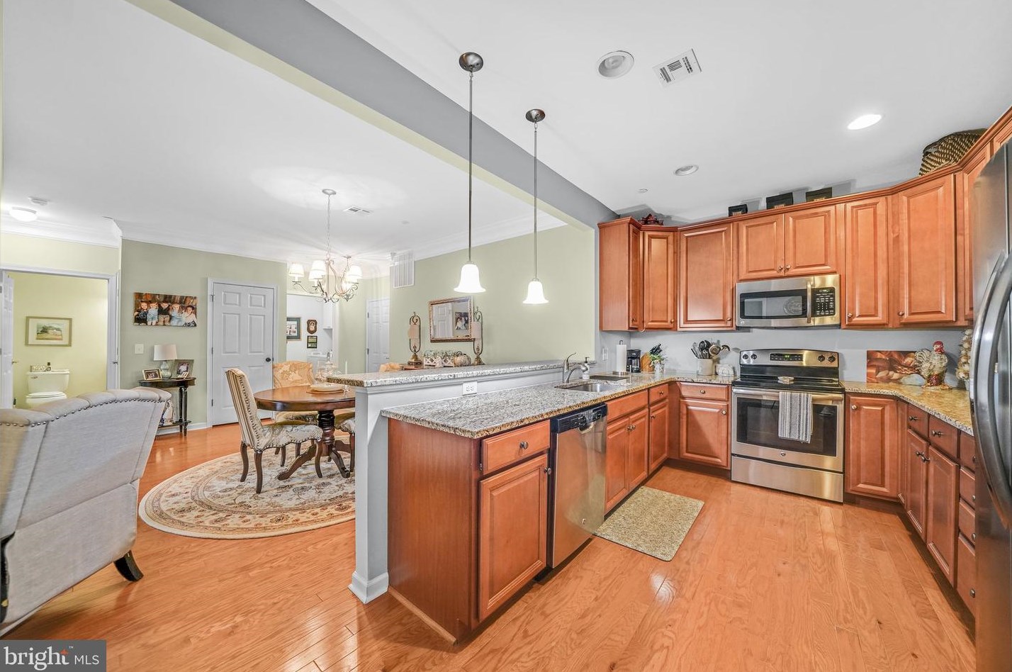 5217 Poplar St, Boothwyn, PA 19061