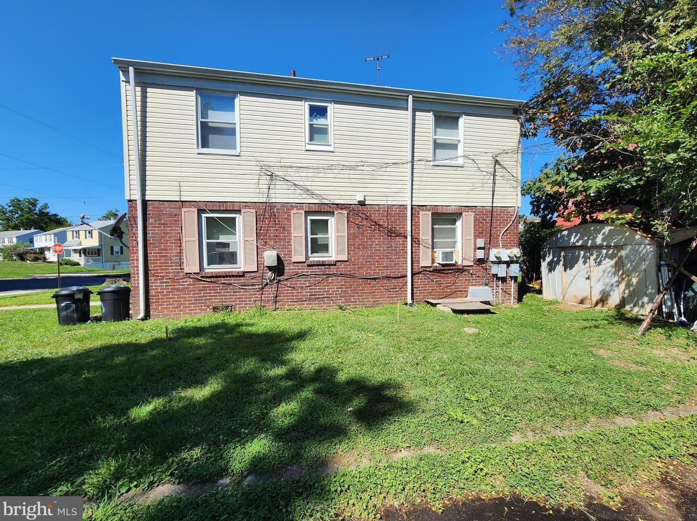 219 Gray St, Chester PA 19013-5003 exterior