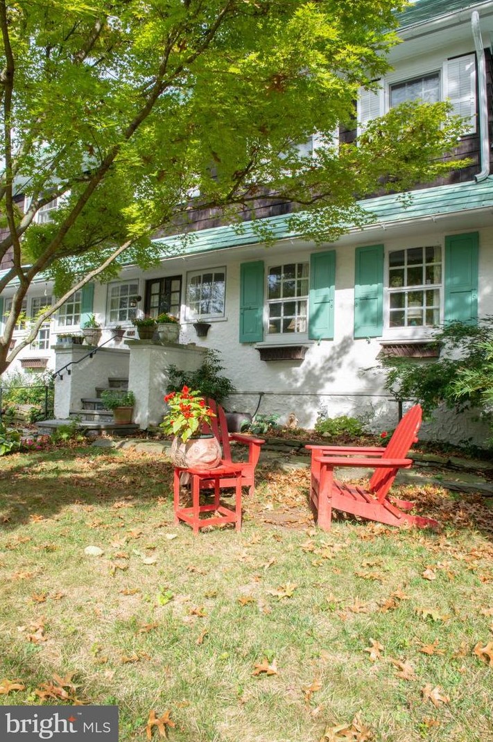 105 Cornell Ave, Swarthmore PA 19081-1933 exterior