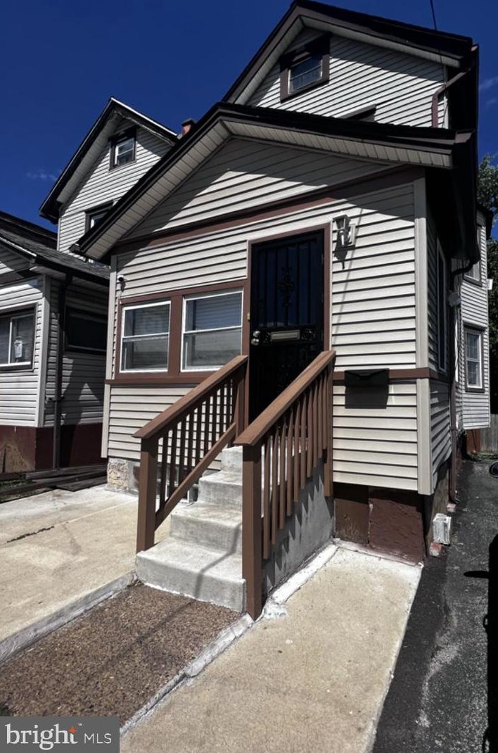 413 Lincoln Ave, Prospect Park, PA 19076-1611