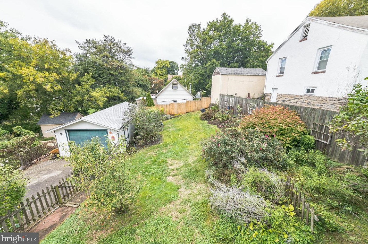 108 Lynn Blvd, Upper Darby PA 19082-1216 exterior