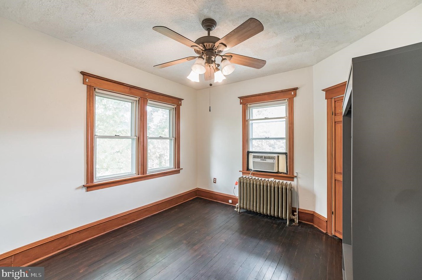 108 Lynn Blvd, Upper Darby PA 19082-1216 exterior