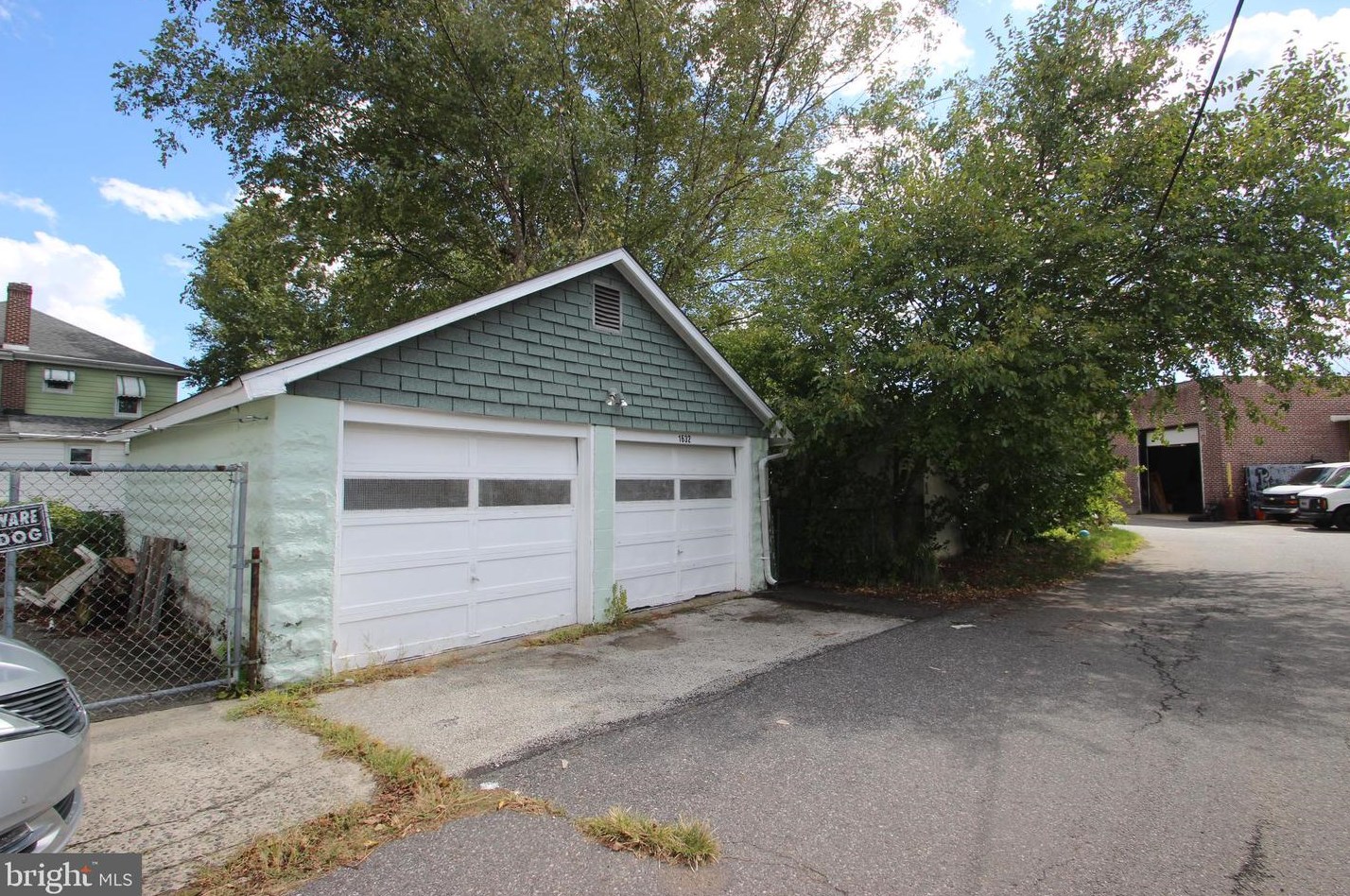 1632 Ward St, Boothwyn, PA 19061