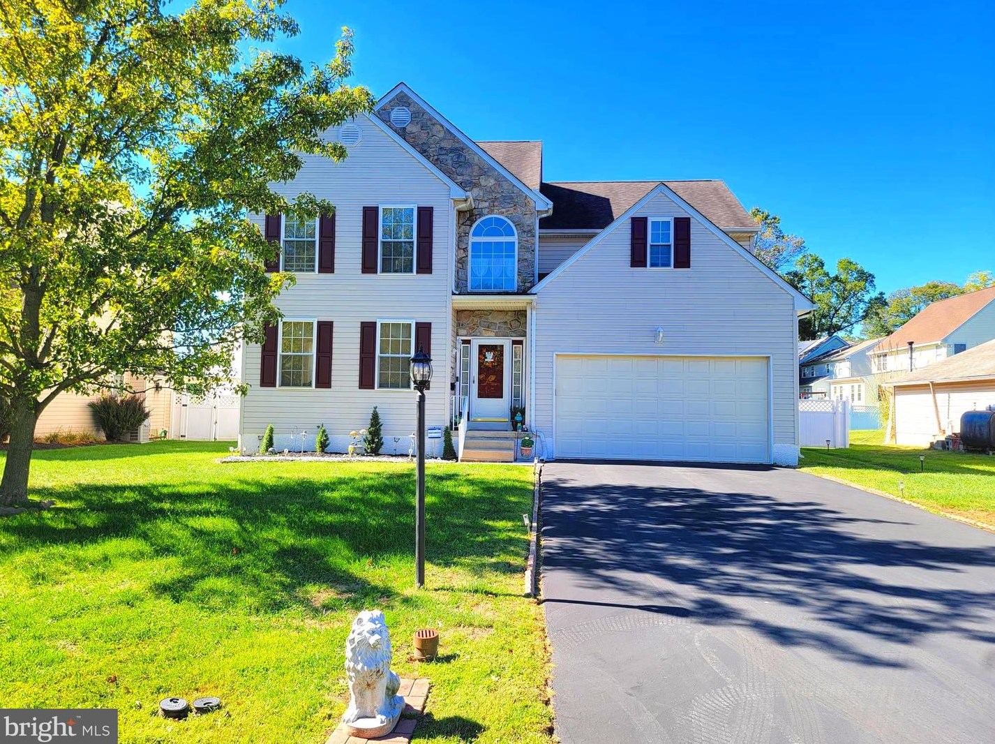 318 Myrtle Ave, Rutledge, PA 19070-2049
