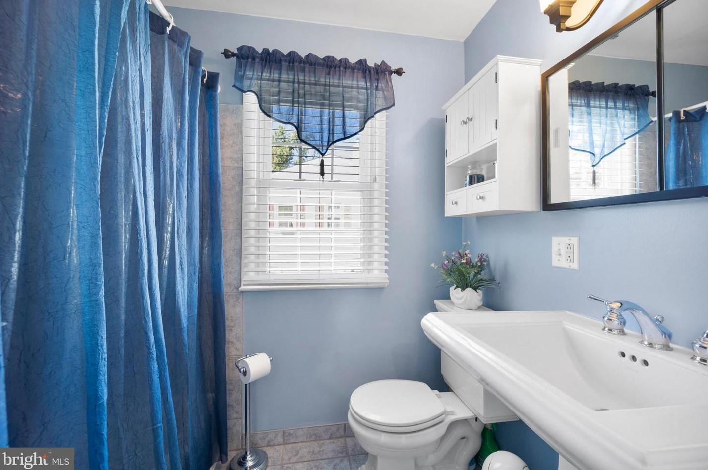 1415 Grace Rd, Swarthmore PA 19081-2809 exterior