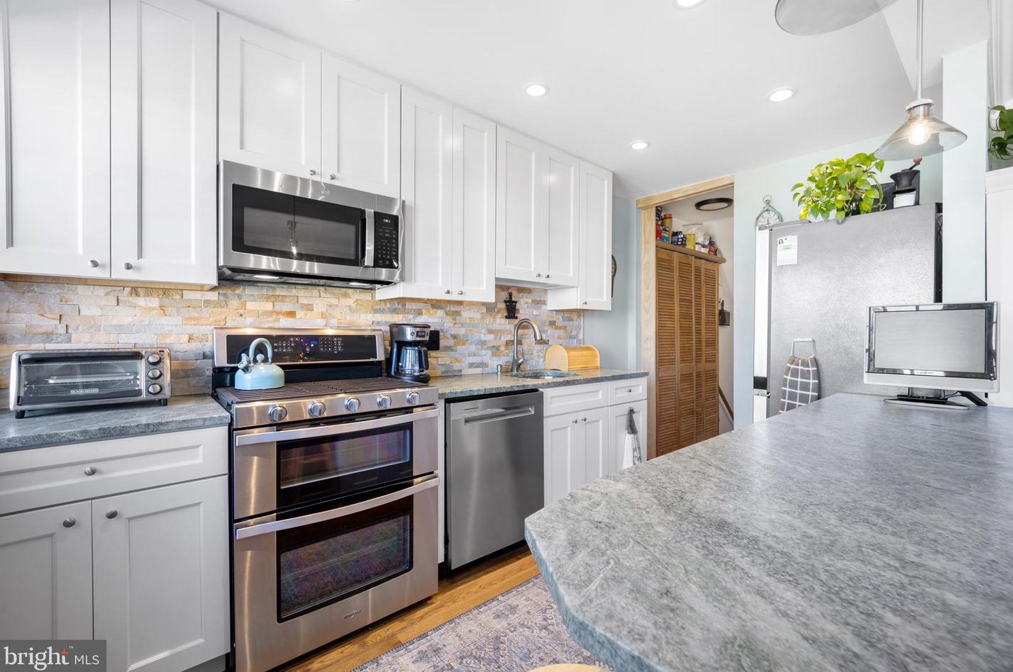 1415 Grace Rd, Swarthmore PA 19081-2809 exterior