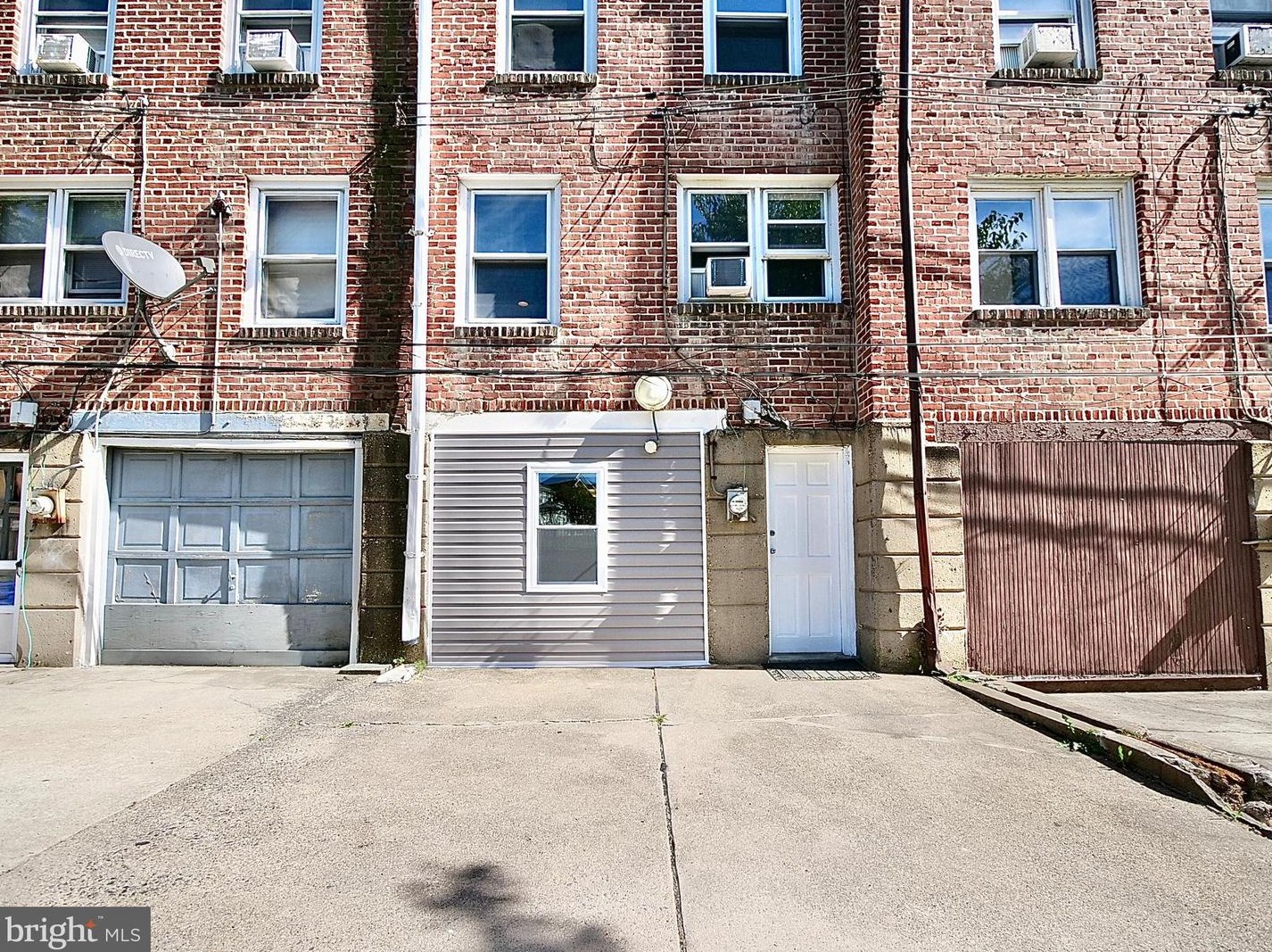 362 22 St, Chester PA 19013-4923 exterior