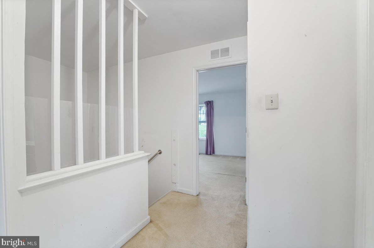 147 Knollwood Ct, Chester PA  19014-1260 exterior