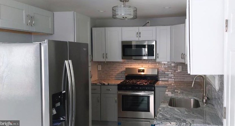 334 Greenwood Rd, Sharon Hill, PA 19079-1202