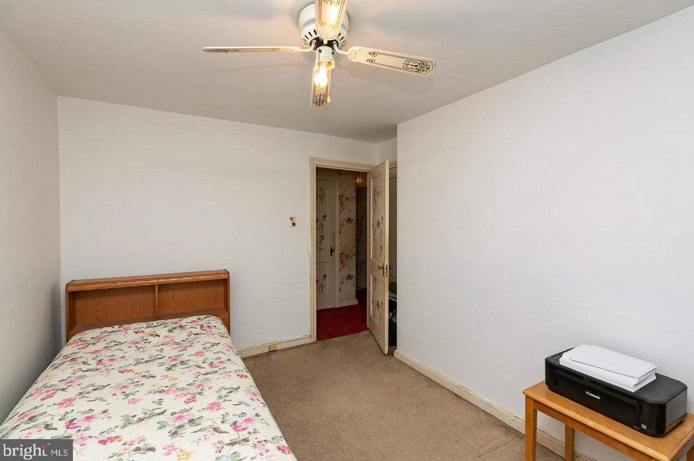 277 Glendale Rd, Upper Darby PA 19082-4017 exterior