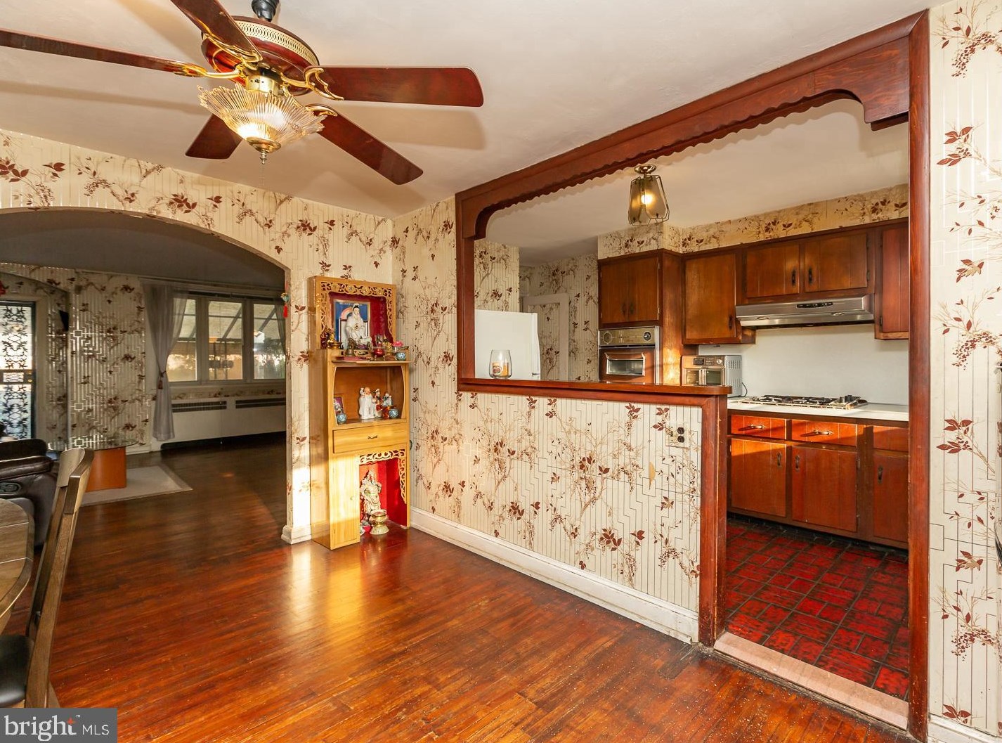 277 Glendale Rd, Upper Darby PA 19082-4017 exterior