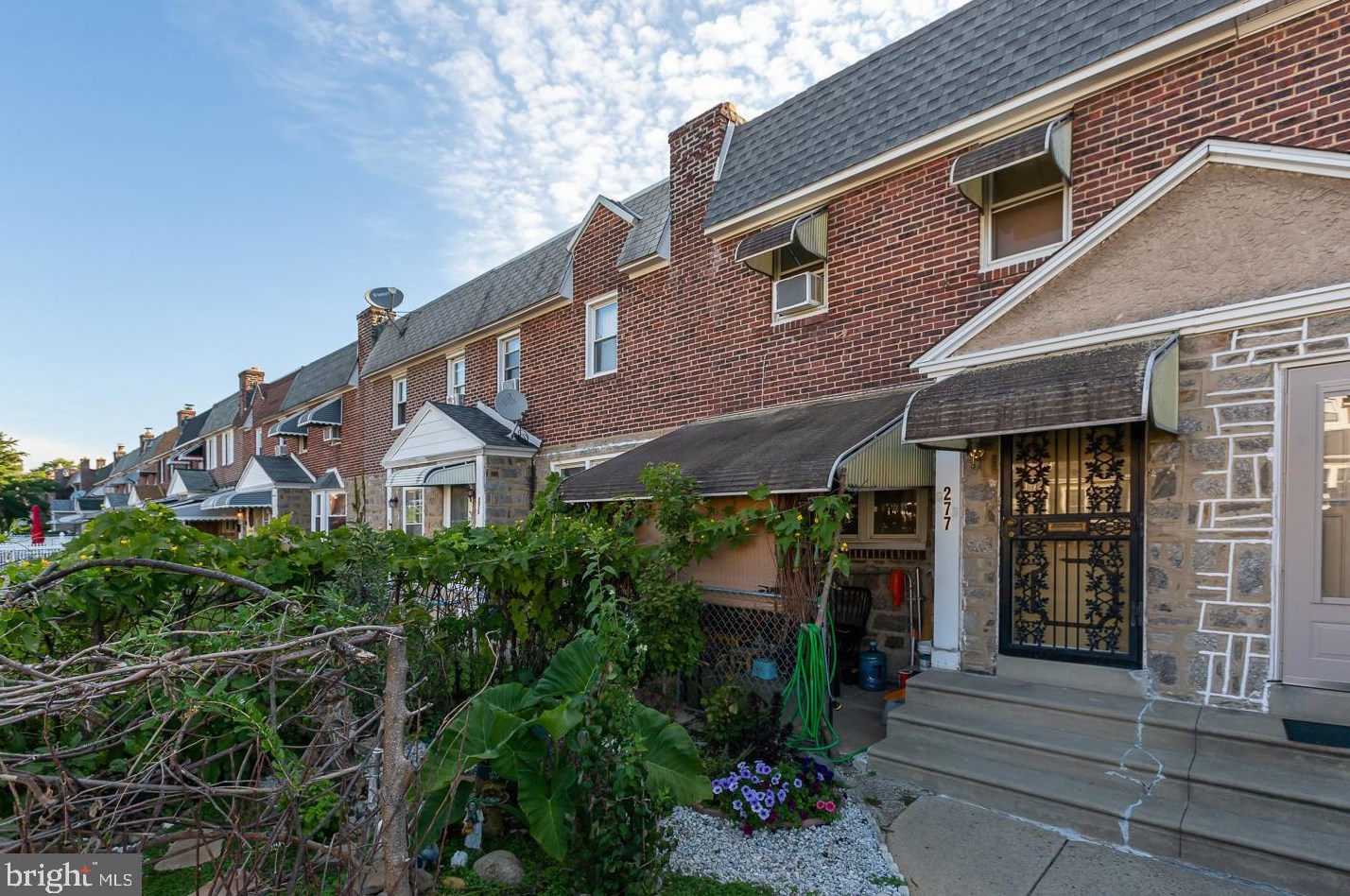 277 Glendale Rd, Upper Darby, PA 19082-4017
