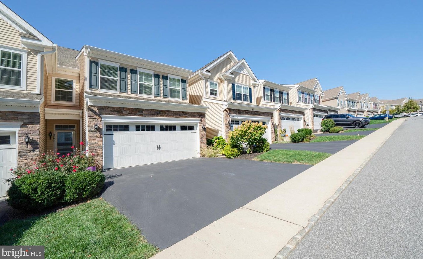 3502 Muirwood Dr, Newtown Square, PA 19073