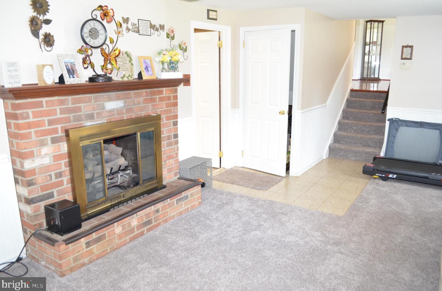 70 Hidden Vly Rd, Chester PA 19014-2534 exterior