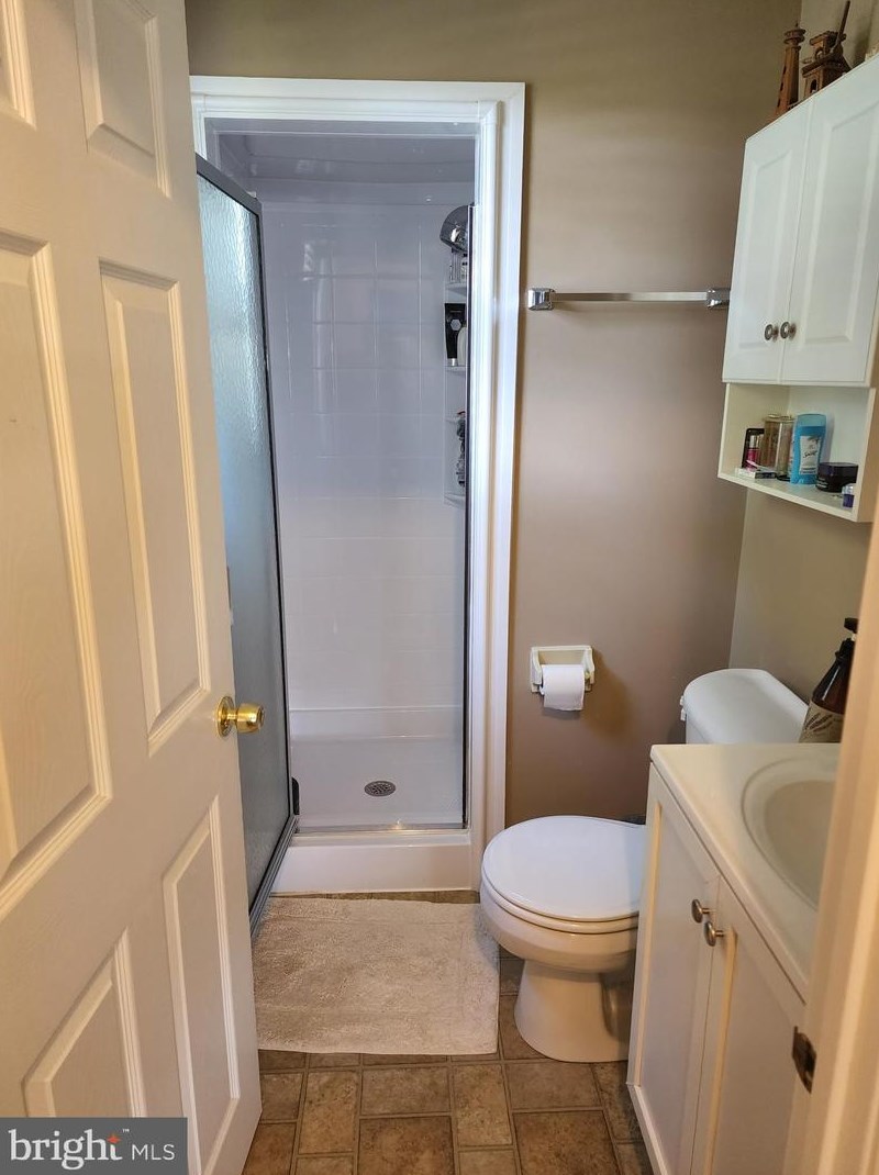 70 Hidden Vly Rd, Chester PA 19014-2534 exterior