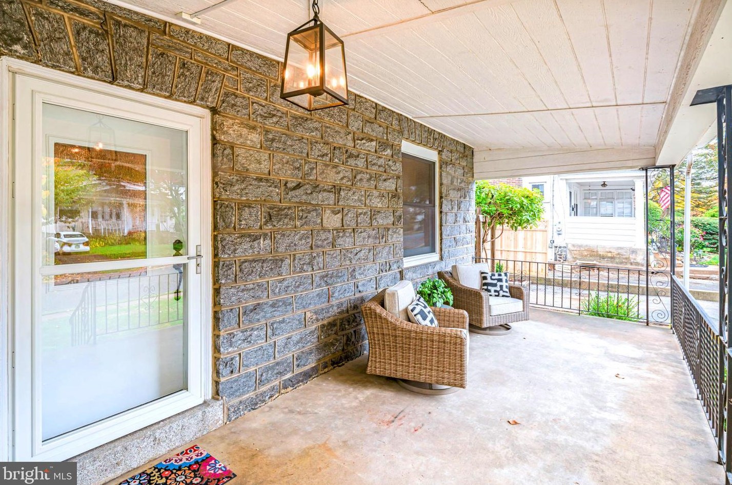 2431 Avon Rd, Ardmore, PA 19003