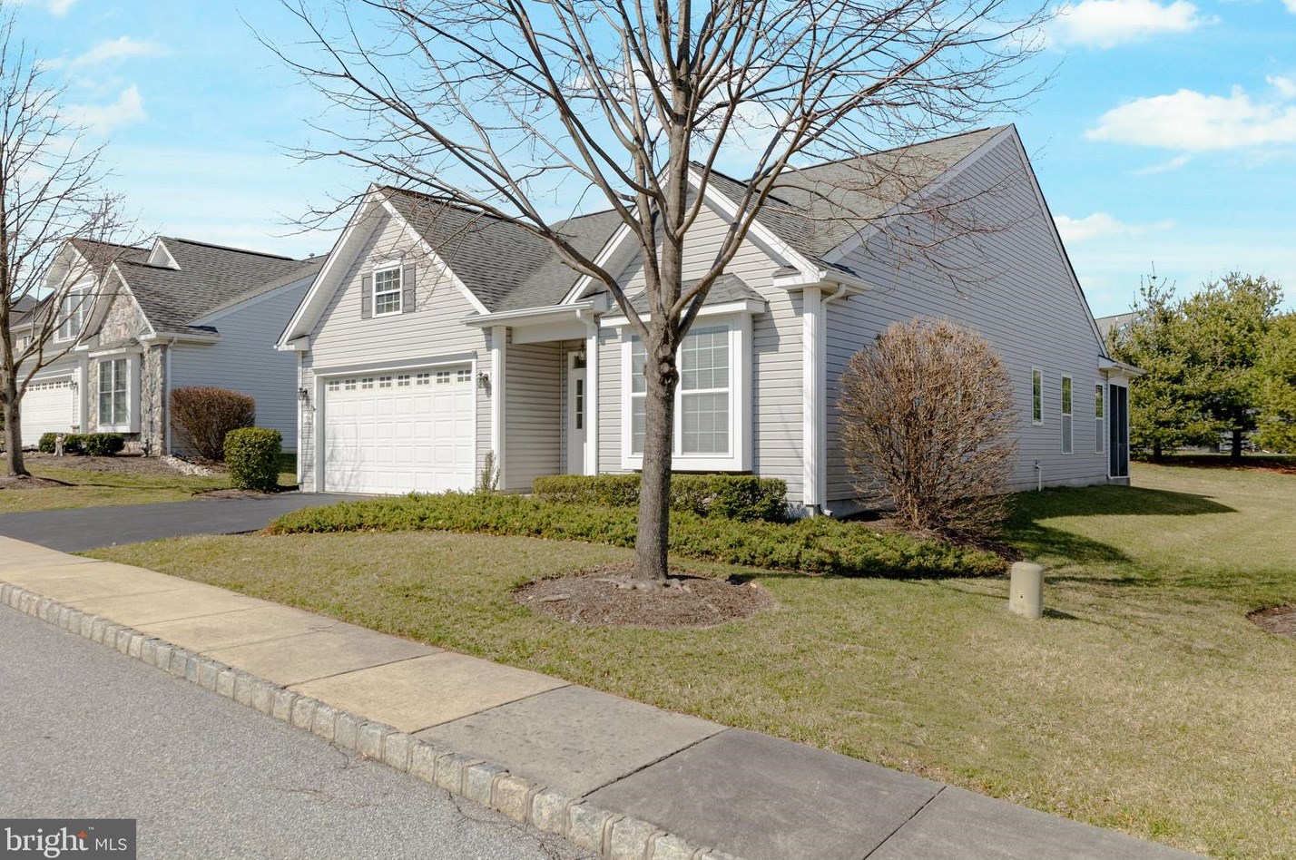 1754 Ashbrooke Ave, Boothwyn, PA 19060