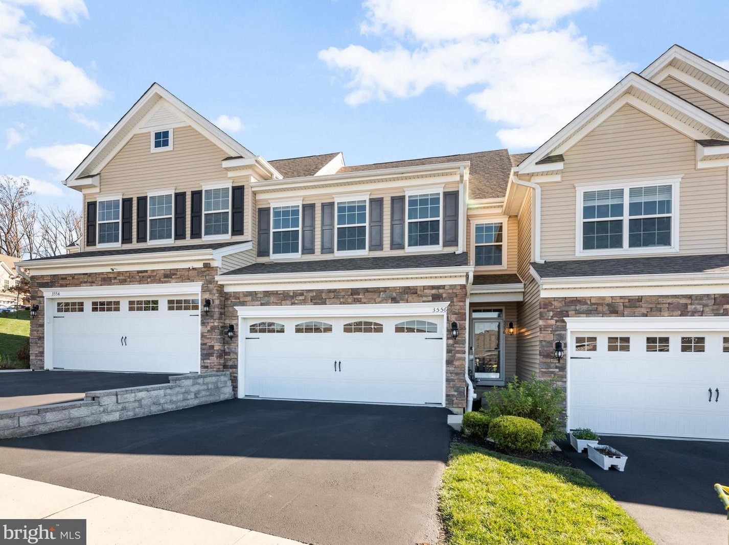 3556 Muirwood Dr, Newtown Square, PA 19073