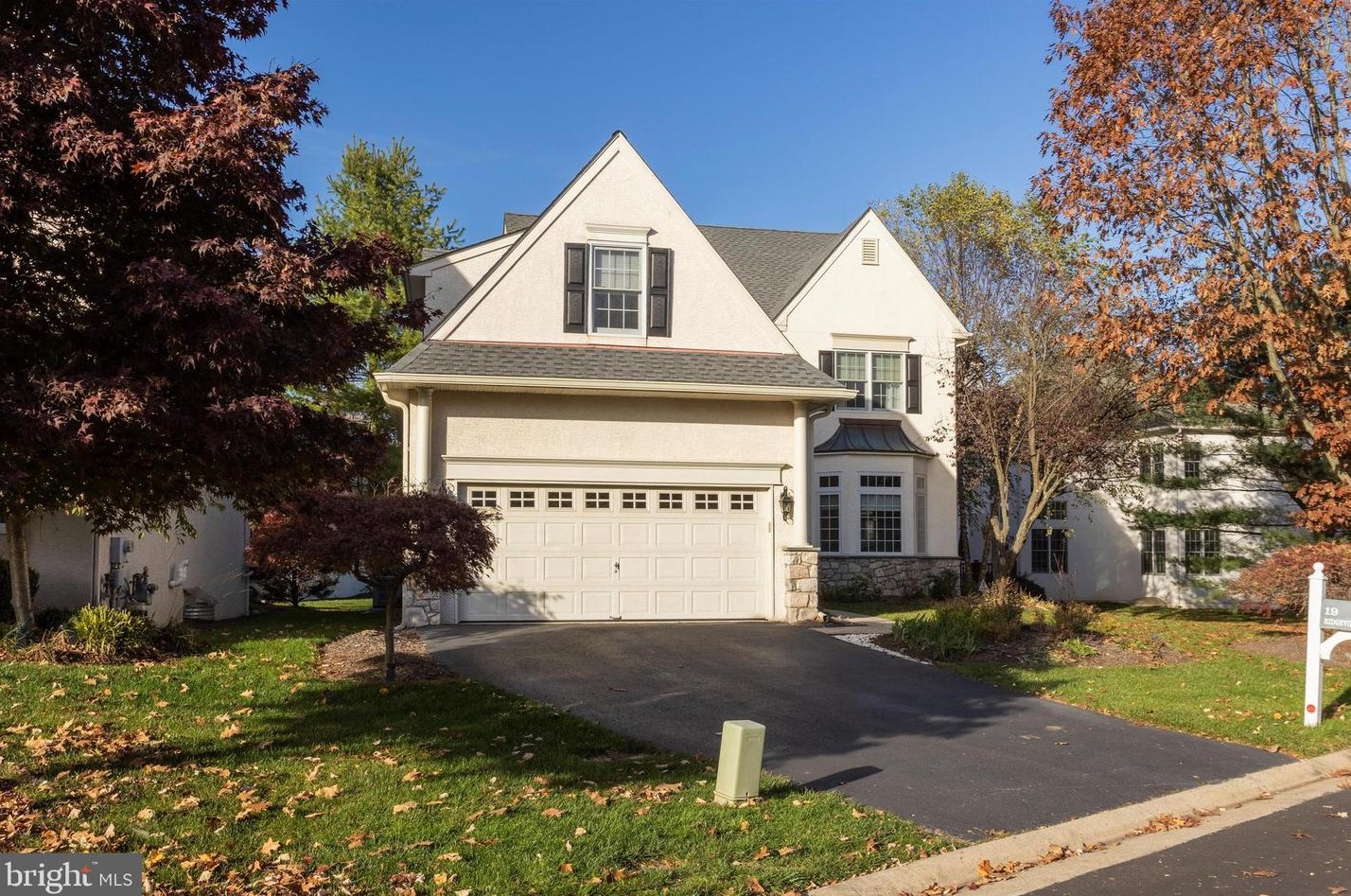 19 Ridgeview Rd, Newtown Square, PA 19073