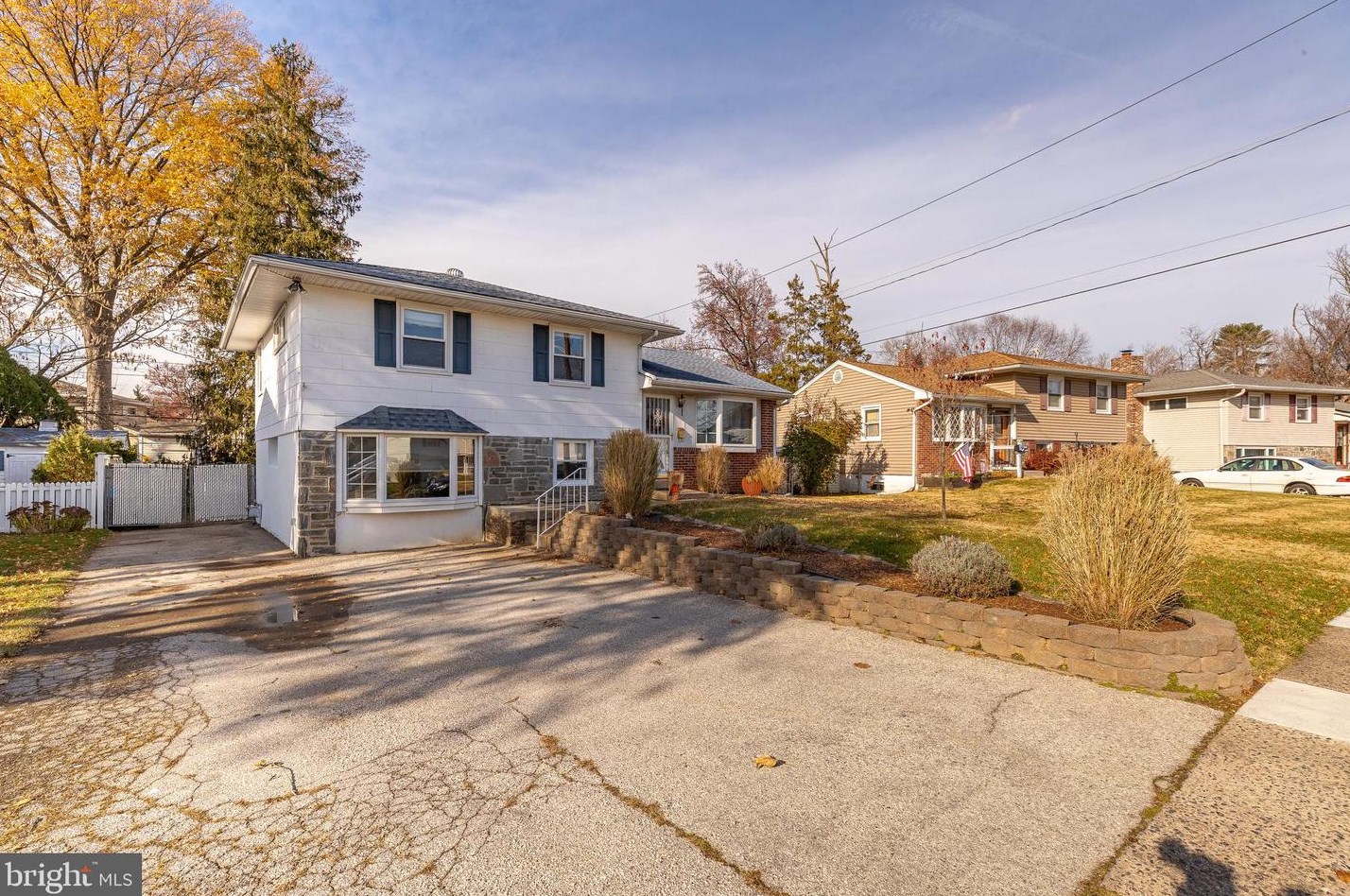 1115 Brookwood Ln, Secane, PA 19018 MLS PADE2037856 Coldwell Banker