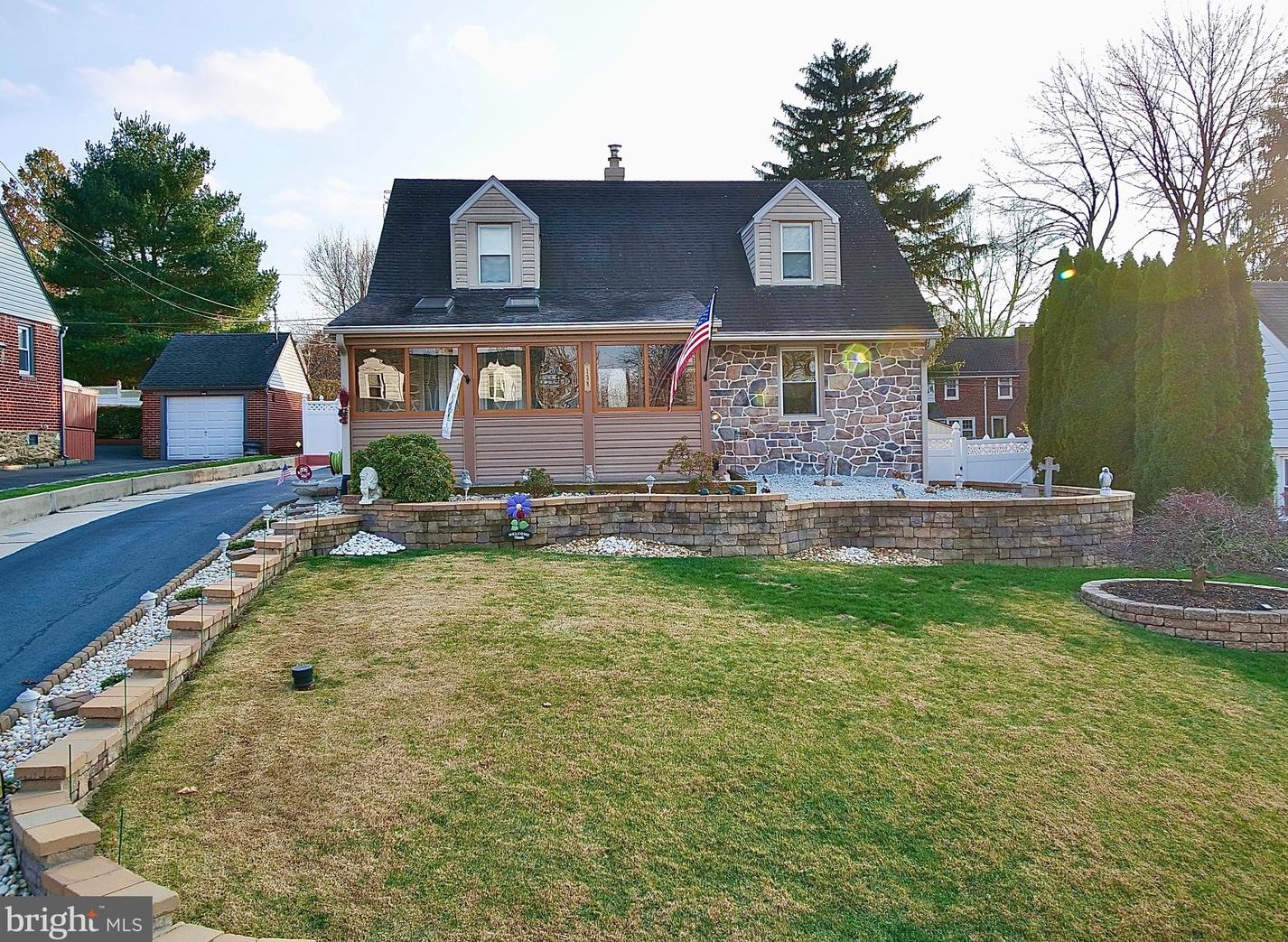 138 Sherman Rd, Coal Township, PA 19064