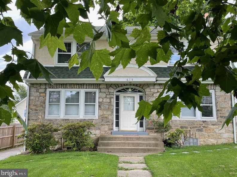 615 Edmonds Ave, Oakview, PA 19026