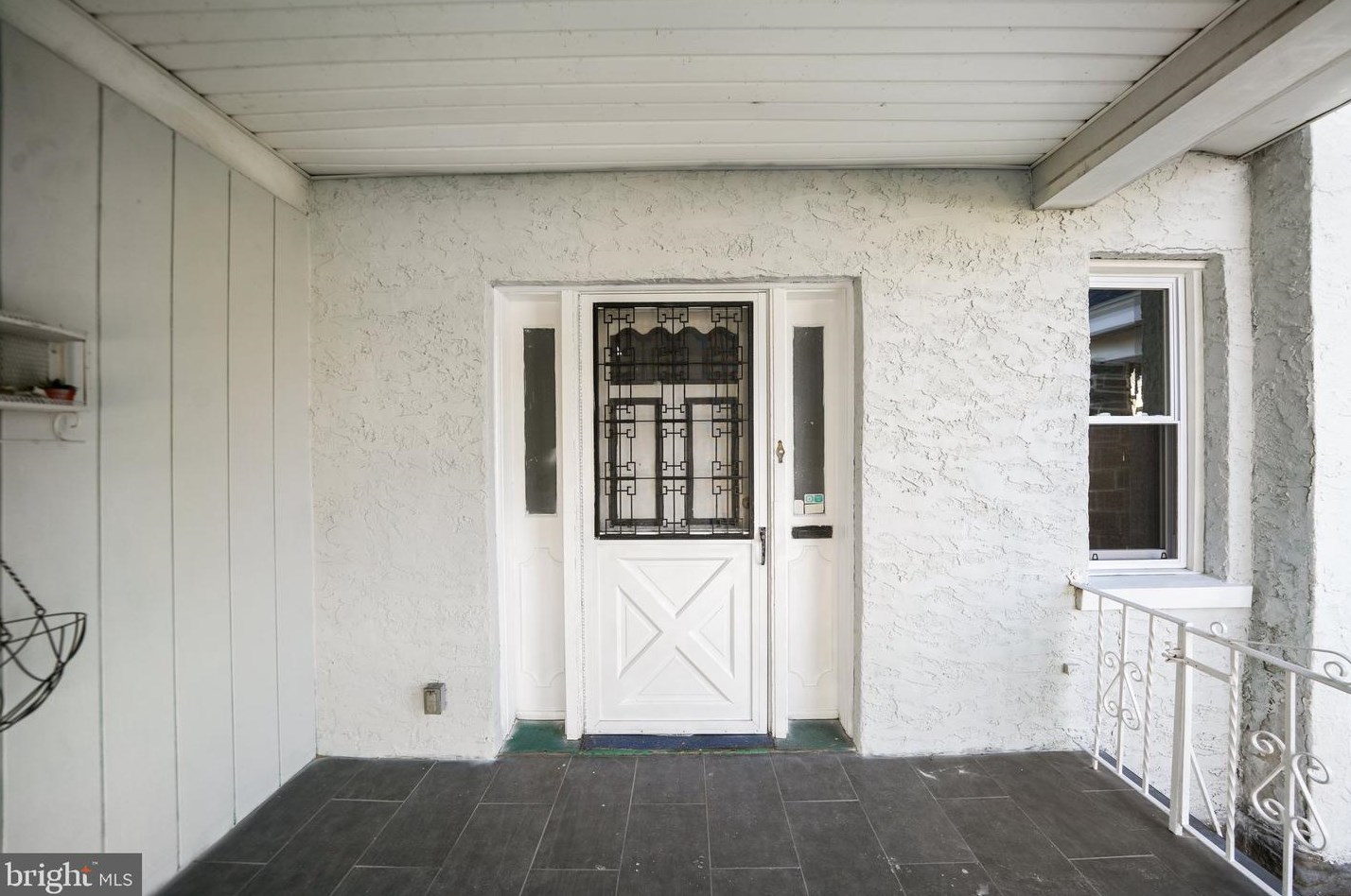 234 Huntley Rd, Upper Darby, PA 19082-3905