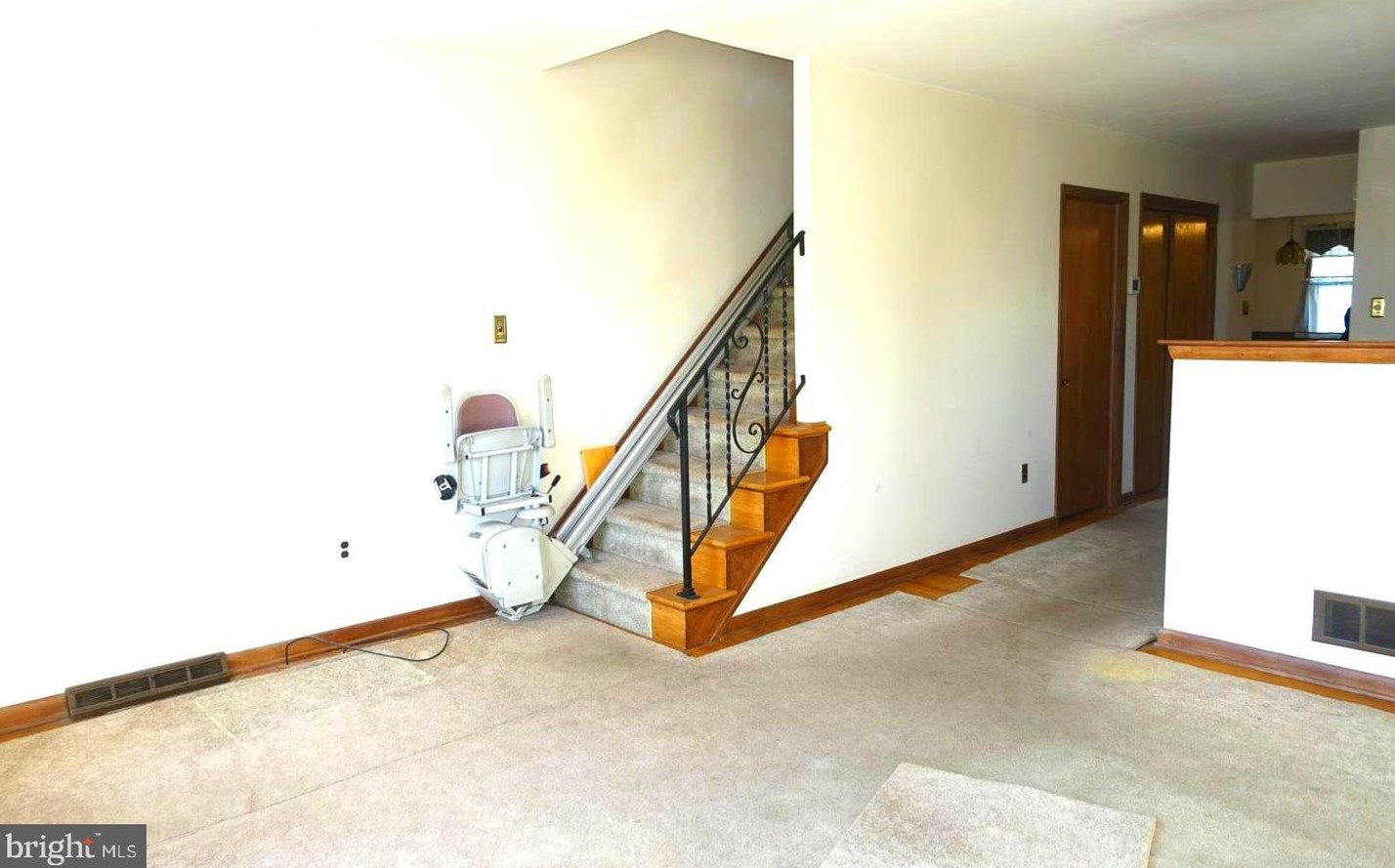 1135 Grant Ave, Woodlyn, PA 19094