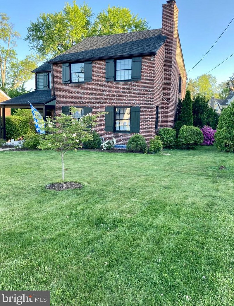 328 Lombardy Rd, Oakview, PA 19026