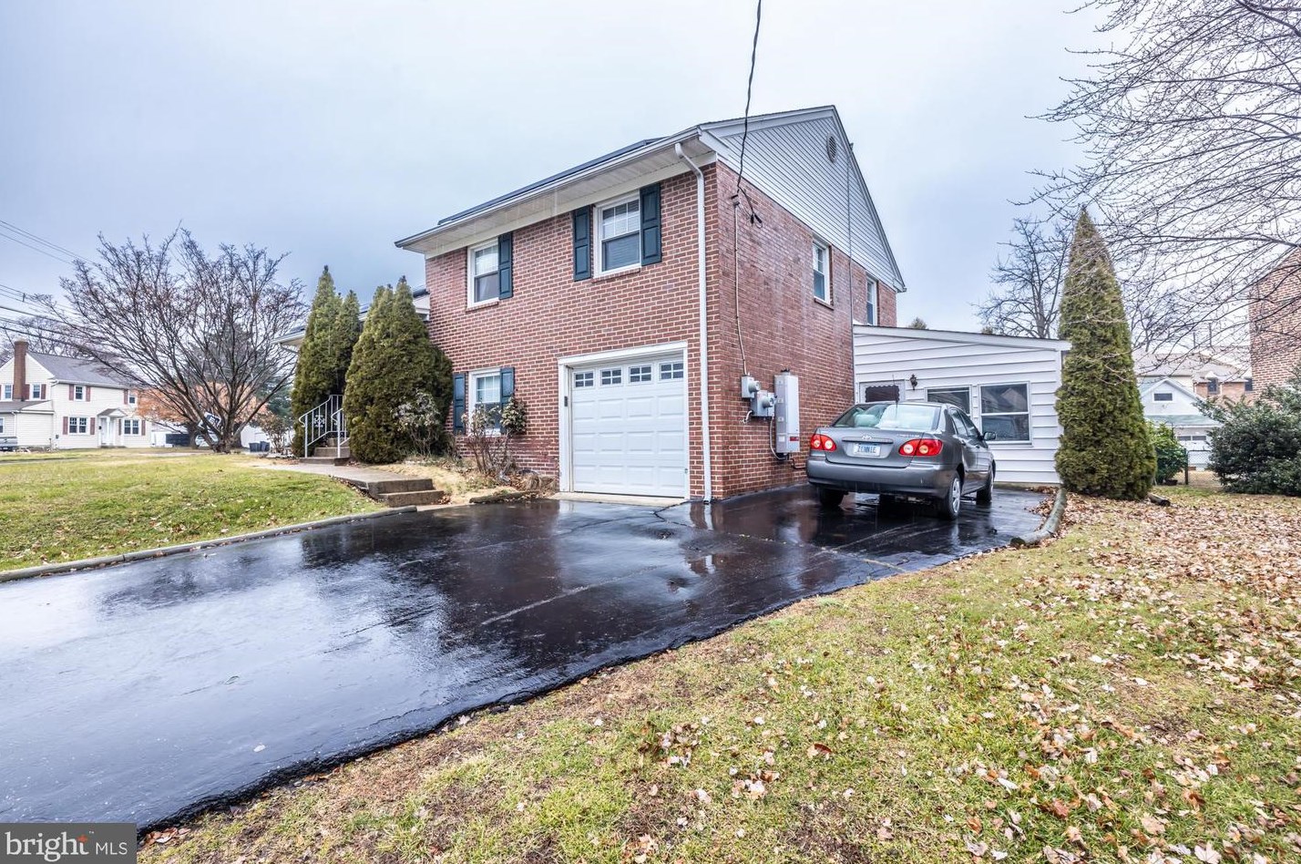 1002 Kedron Ave, Rutledge, PA 19070