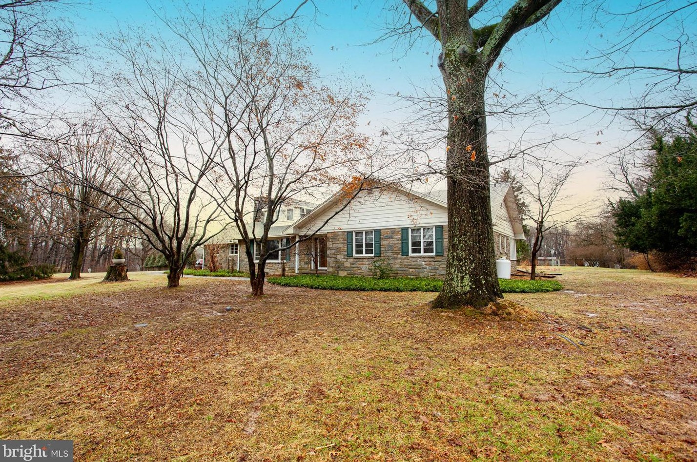 937 Palmers Mill Rd, Media, PA 19063