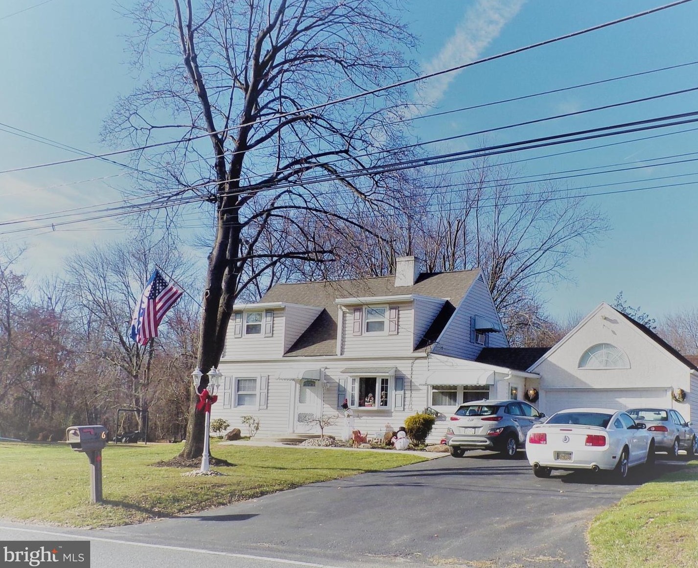 596 Meetinghouse Rd, Boothwyn, PA 19061