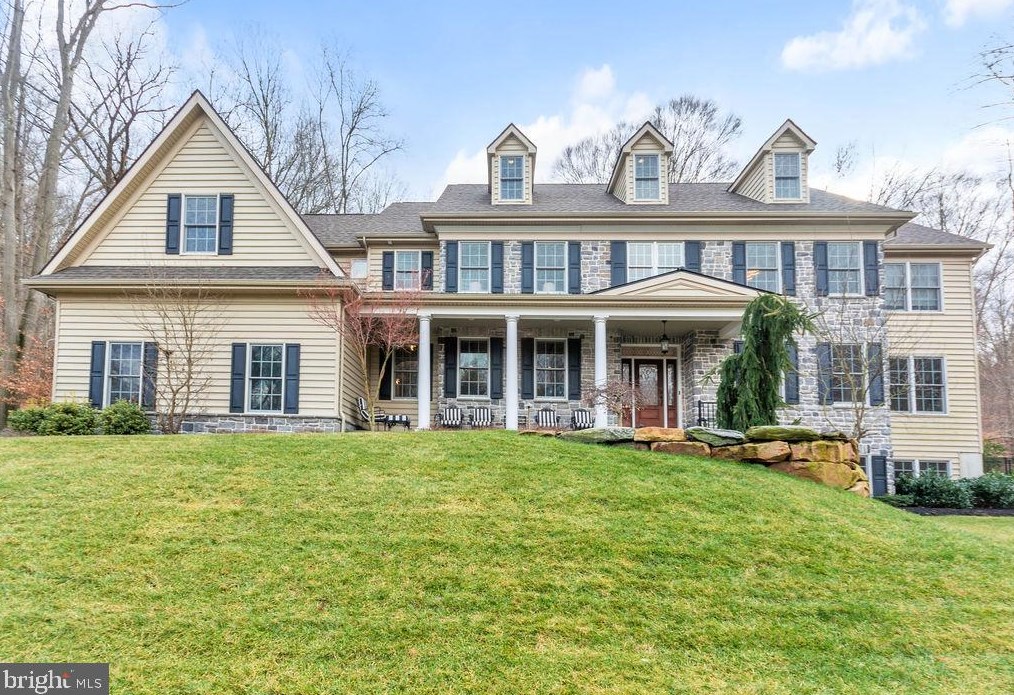 4 Holly Tree Ln, Chadds Ford, PA 19317