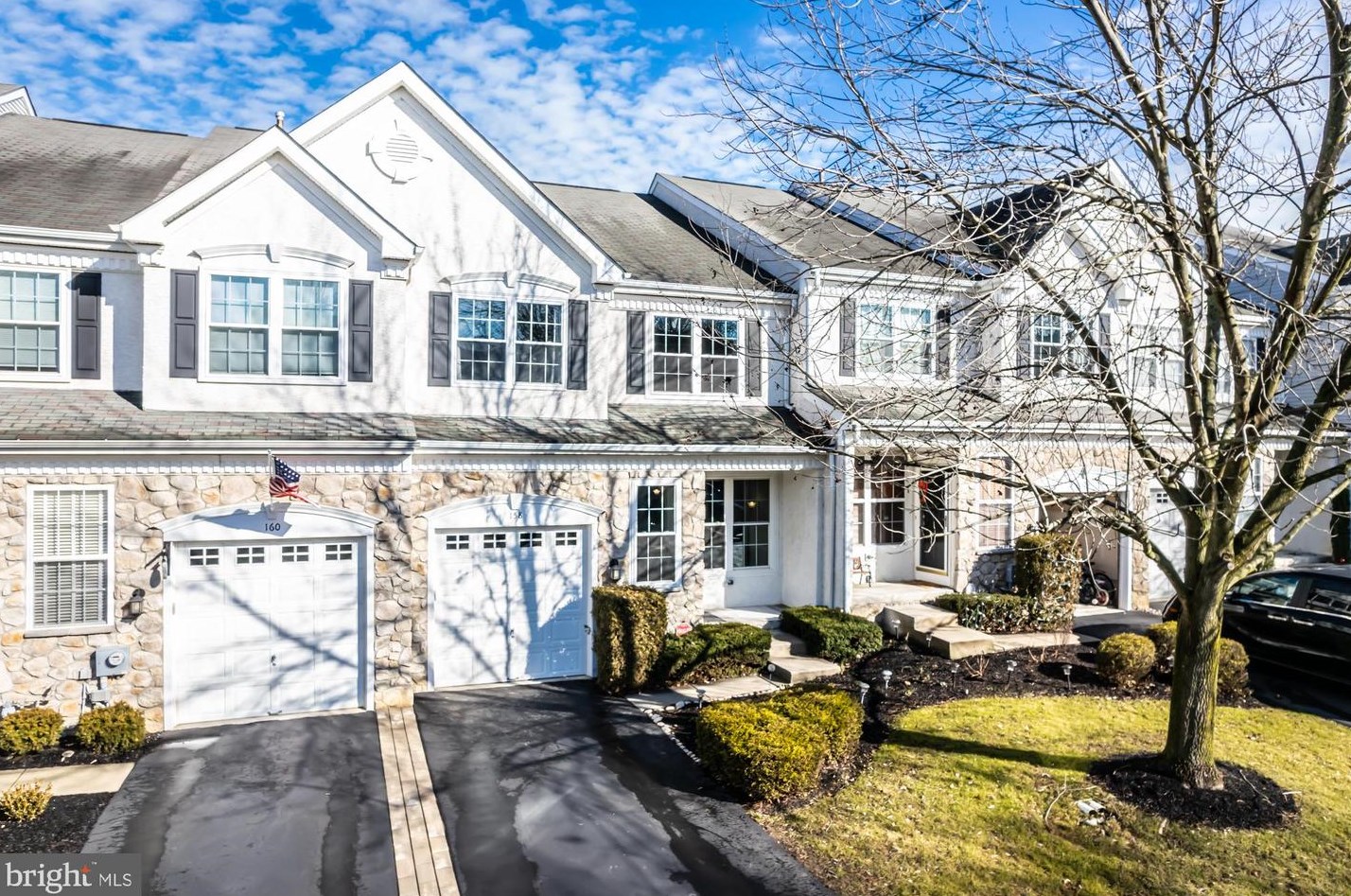 158 Portsmouth Cir, Glen Mills, PA 19342