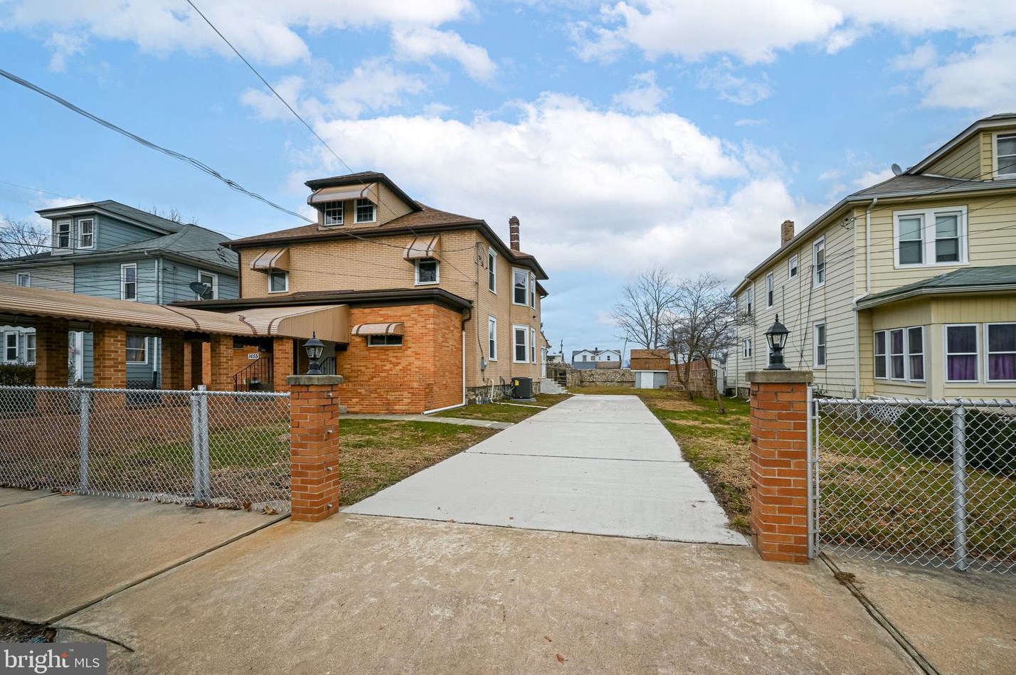 1653 Ward St, Boothwyn, PA 19061