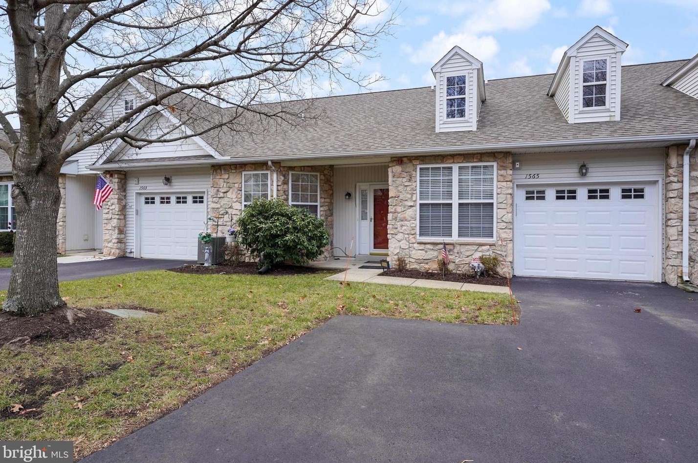 1565 Palmer Dr, Coal Township, PA 19064